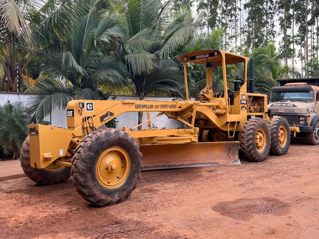 Locação de Motoniveladora