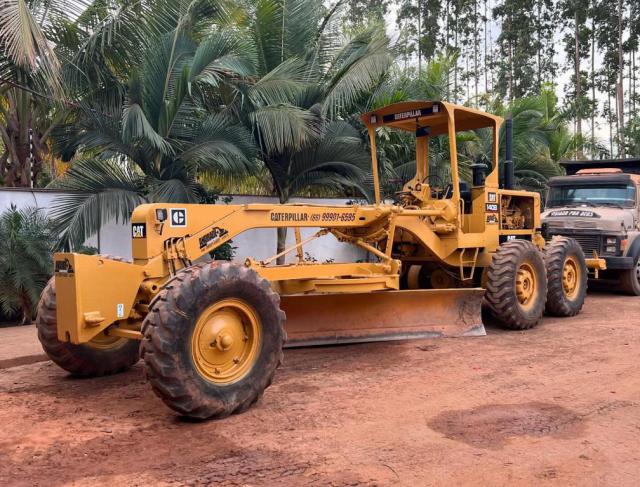 Locação de Motoniveladora