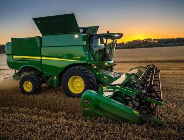 Manutenção Hidráulica em Máquinas Agrícolas: Dicas e Benefícios