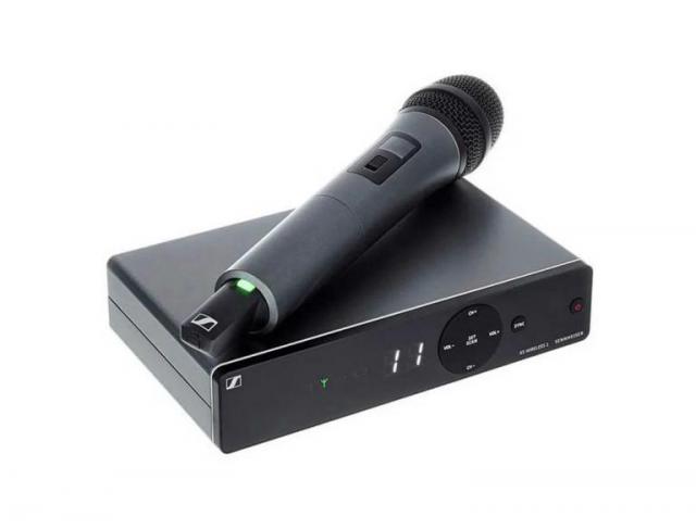Microfone Sem Fio Sennheiser XSW1-825 A Vocal Set