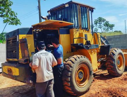 Mecânica de máquinas pesadas e equipamentos agrícolas 