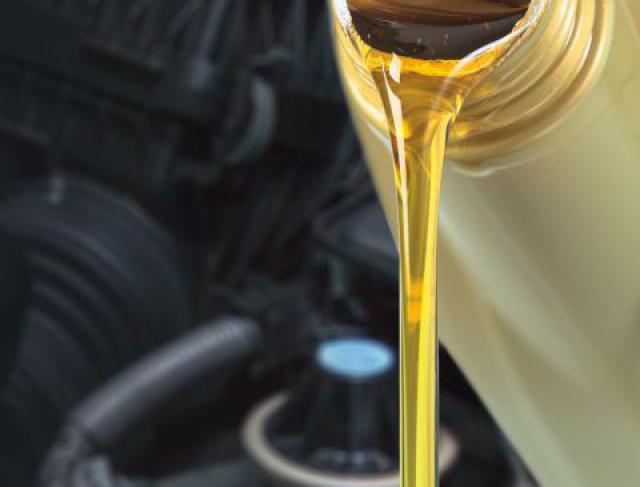 A importância da troca de óleo em dia para o bom desempenho do seu carro