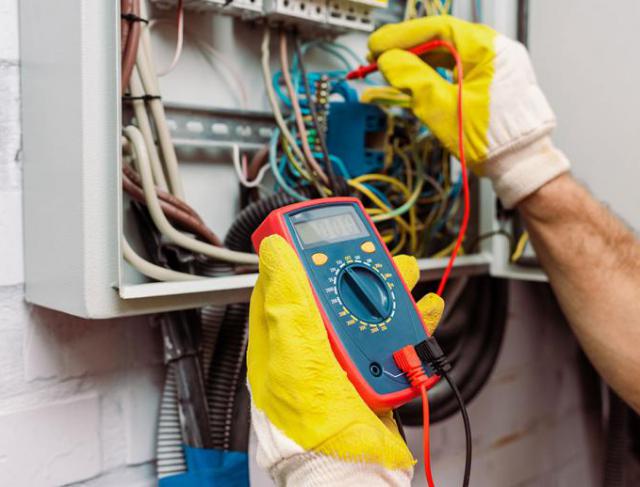 Reformas e Manutenções Elétricas
